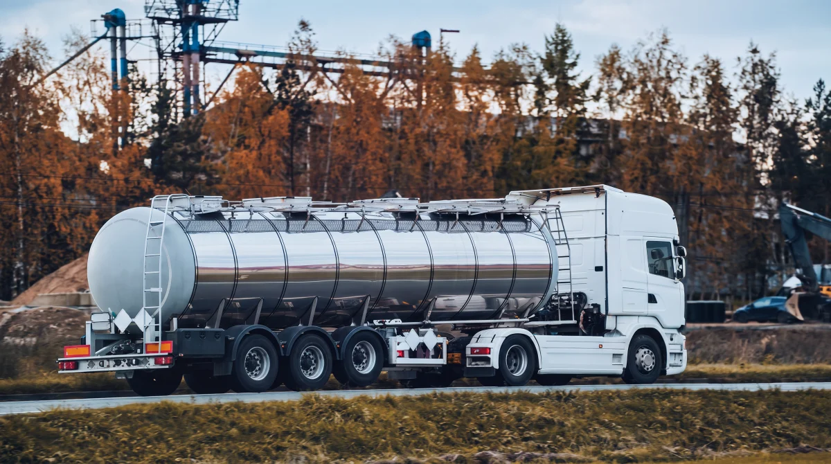 Cisterna de combustible con GPS y retransmisión a OSINERGMIN